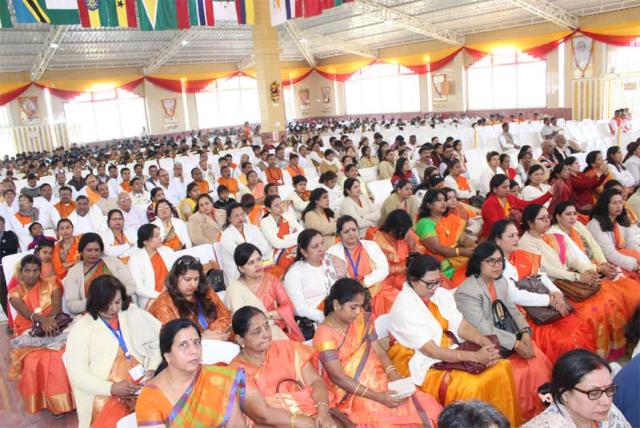 Audience at Maharishi Birth Centenary Year Fulfillment Celebration held on 11, 12 and 13 January 2018 at Gurudev Brahmanand Saraswati Ashram Bhopal