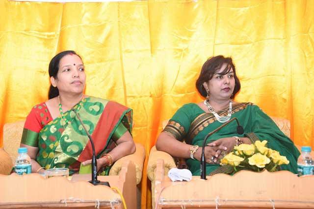 Hariyali Teej Celebration under the banner Sahasrasheersha Devi Mandal, female wing of Maharishi World Peace Movement. SDM, Bhopal unit organised this programme.