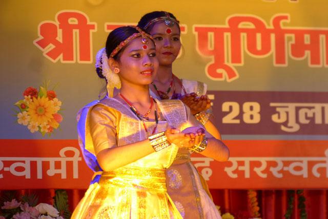 Group dance performance by students of Maharishi Vidya Mandir Silchar.