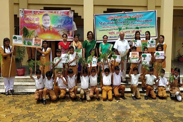 Maharishi World Peace Movement and Maharishi Vidya Mandir, Ayodhya Nagar jointly organized plantation at Ayodhya Nagar, Bhopal on 59th birthday of Brahmachari Girish Ji, Hon???ble Chairman, Maharishi Vidya Mandir Schools Group. 