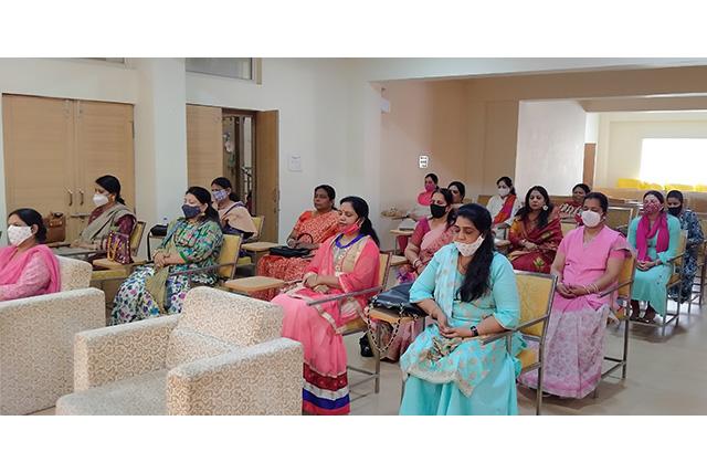 Sahasrasheersha Devi Mandal, female wing of Maharishi World Peace Movement celebrated International Women's Day at Maharishi Vedic Sanskritik Kendra, Bhopal on 8th March 2021.