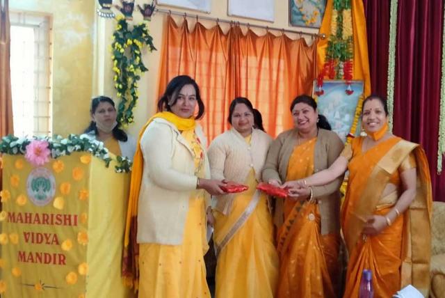 Sahasrasheersha Devi Mandal, female wing of Maharishi World Peace Movement celebrated Vasant Panchami at Maharishi Vidya Mandir, Ayodhya Nagar, Bhopal today with various activities.<br><br>Celebration started with the Guru Pujan followed by Saraswati Pooja and Group meditation. Smt.Suman Yadav, Secretary, Ayodya Nagar, Bhopal welcomed everyone present there.<br><br>On this occasion, Smt. Arya Nandkumar, National Secretary - Communication in her address briefed about Vasant Panchami and the importance of Saraswati Pooja. She further added that this day is auspicious for Sikhs due to the marriage of their Guru taken place on Vasant Panchami day. So there is no need to see any muhurth etc for doing any noble things. Smt.Suman Yadav, Principal, Maharishi Vidya Mandir, Ayodhya Nagar, Bhopal in her speech conveyed that Goddess Saraswati, the Goddess of knowledge and music is worshipped on the day of Vasant Panchami. We all should worship Saraswati Ji regularly so that we can get continuous knowledge. There were games namely