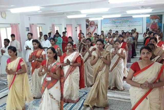 With pious and glorious blessings of His Holiness Maharishi Mahesh Yogi ji and under the worthy guidance and protection of Hon'ble Chairman Brahmachari Guirish Chandra Verma Ji, Maharishi Vidya Mandir Shahdol celebrated World Peace Day on 21st Sep. 2019 under the banner of World Peace Movement.

The programme commenced with welcoming of guest and floral greetings. It was followed by Gurupuja & lighting of lamp, invoking the blessings of Gurudev for peace & harmony in our country.

Inspirational speech was delivered by Principal Dr. Bhawana Tiwari. She introduced ws delivered by Principal Dr. Bhawana Tiwari She introuduced Maharishi World Peace Movement, SDM and SPM and programme to the gathering. Everyone participated in Transidental meditation. Mrs Bharti Sen & Mr. Satish Sen mediation teachers guest of the day explained the role of mediation in disseminating peace.