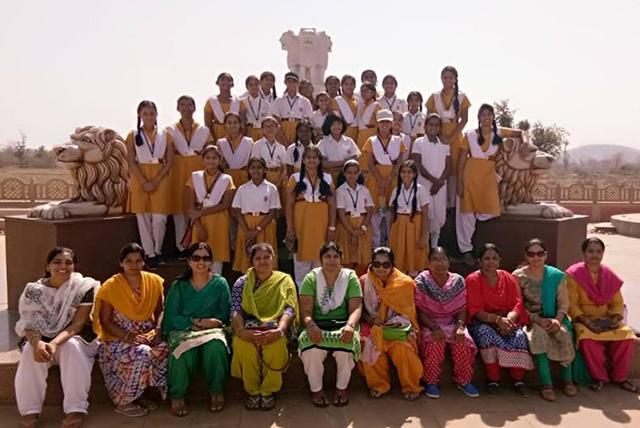 World Peace participants Tour to the Geographical Centre of India - the Brahmasthan of India.
